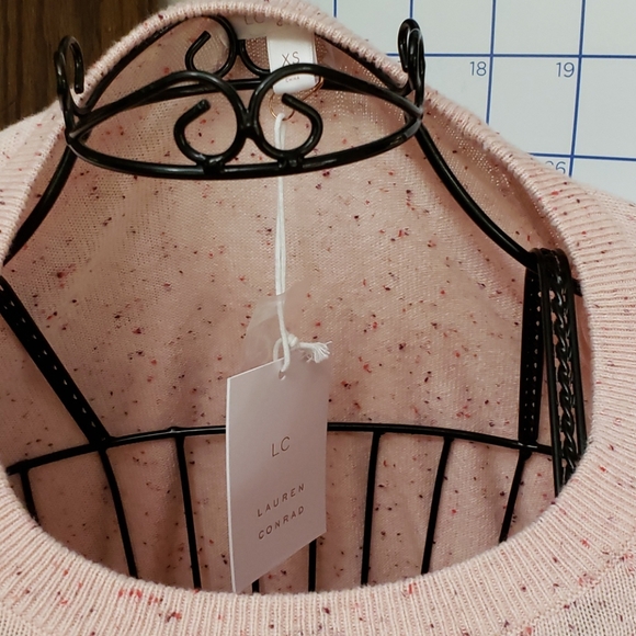 Sweater - Picture 4 of 5